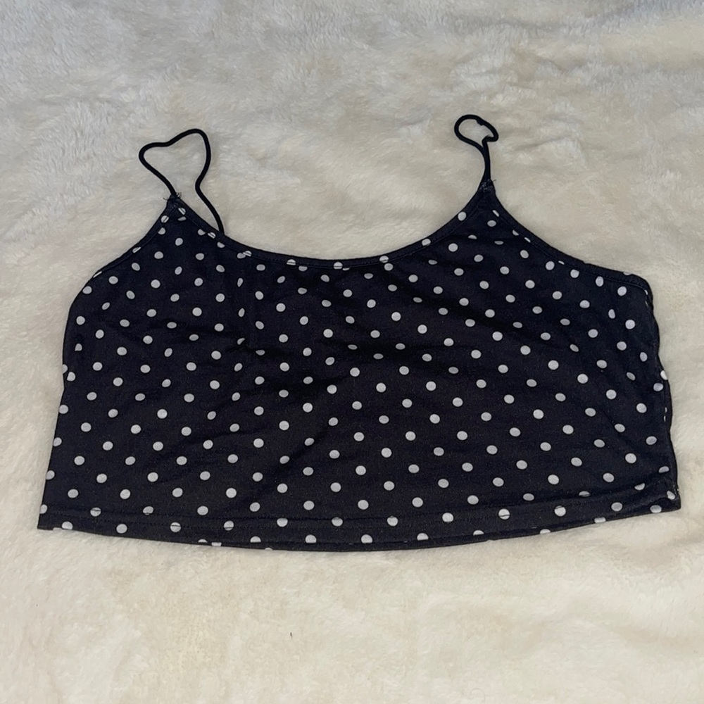 polka dot crop top!